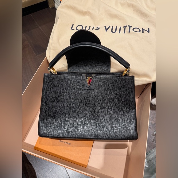 New Authentic Louis Vuitton Capucines GM Leather Black+Pink Handbag - Picture 1 of 17